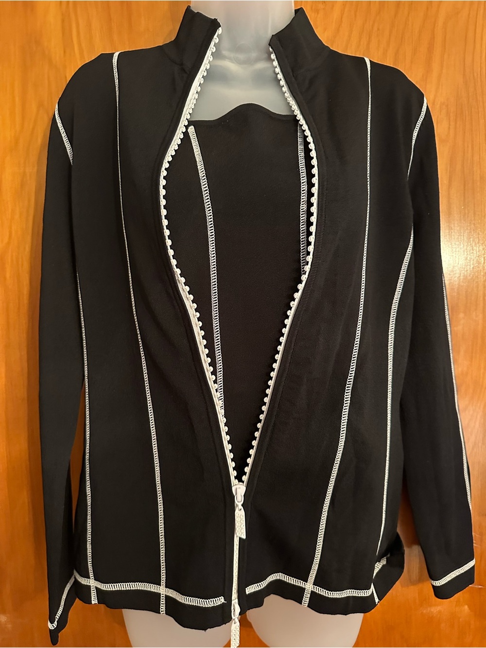 Beldini Black 2 Piece Jacket Tank Set Rhinestone Detail L
